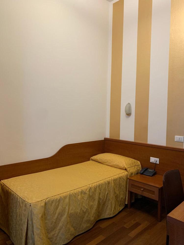 Hotel Bogart 2 Milan Luaran gambar